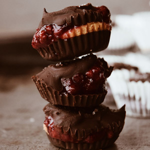 Peanut butter and blackberry cups