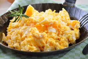 scrambled eggs - are eggs keto