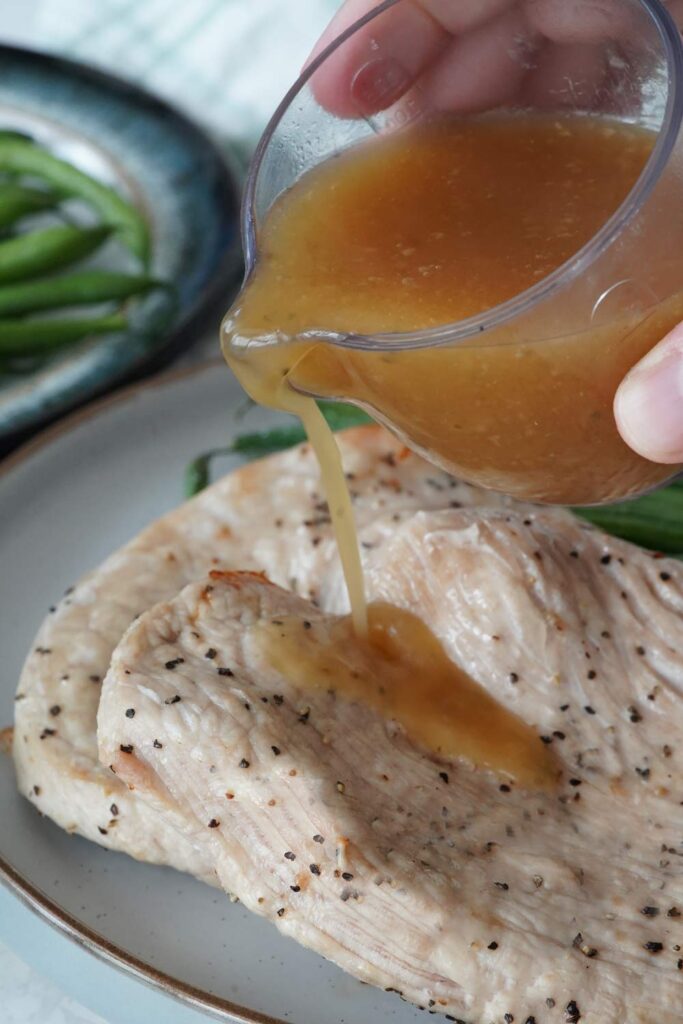Easy Keto Turkey Gravy Delightfully Low Carb